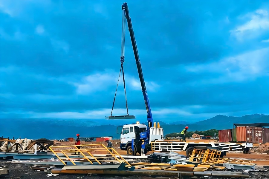 南洋焊花燃！印尼项目火热安装中